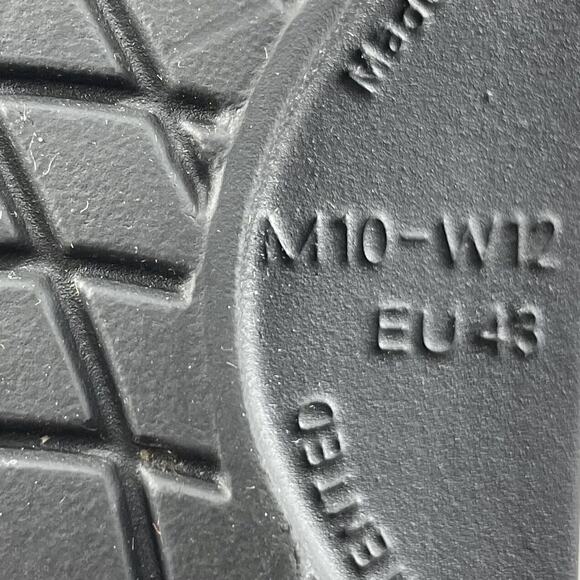 Oofos Ooclog Clog Comfort Recovery Mule Womens Size 12 Pink Sparkly Slip On - Picture 9 of 9